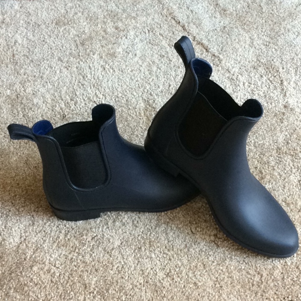 NEVER WORN J. Crew Chelsea rain boots